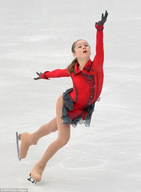 Thiếu nữ xinh đẹp 15 tuổi gây ấn tượng với tấm HCV Olympic Sochi 4