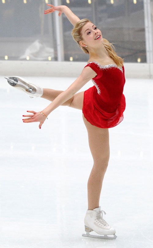 Vẻ đẹp thơ ngây của “Công chúa trượt băng tuổi teen” 2