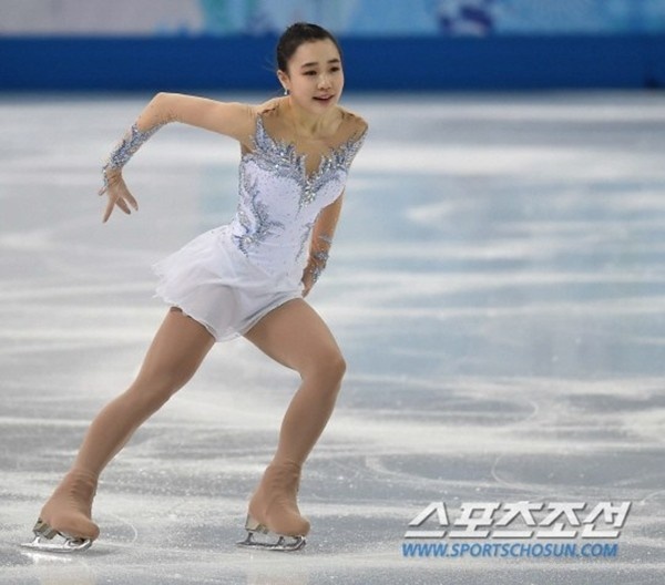 Ấn tượng với hot girl 17 tuổi của làng trượt băng Hàn Quốc 6