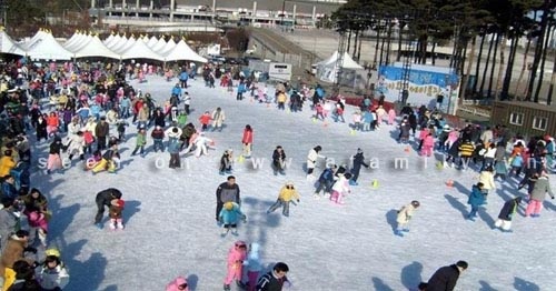 Thích thú ngắm nhìn 6 sân trượt băng nổi tiếng Hàn Quốc 8