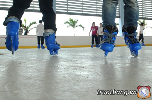 Sân trượt băng nghệ thuật tại trường ĐH FPT Hà Nội 4